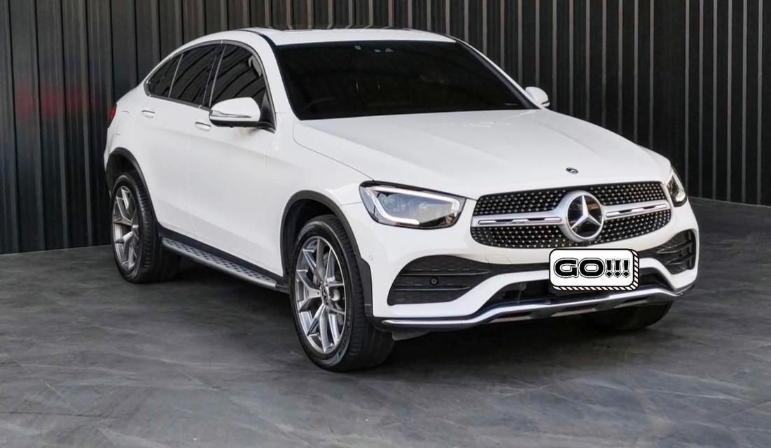 GLC300e Coupe AMG Dynami 2