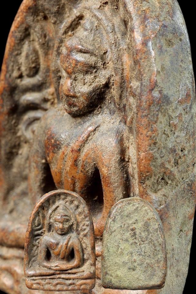 พระซุ้มกอ เปิดให้บูชาจ้า