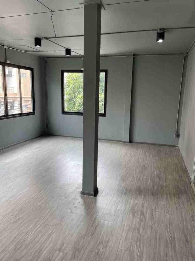 B1031 ให้เช่าอาคารสไตล์ลอฟท์ 3ชั้น ย่านห้วยขวาง ซอยประชาสงเคราะห์27 3