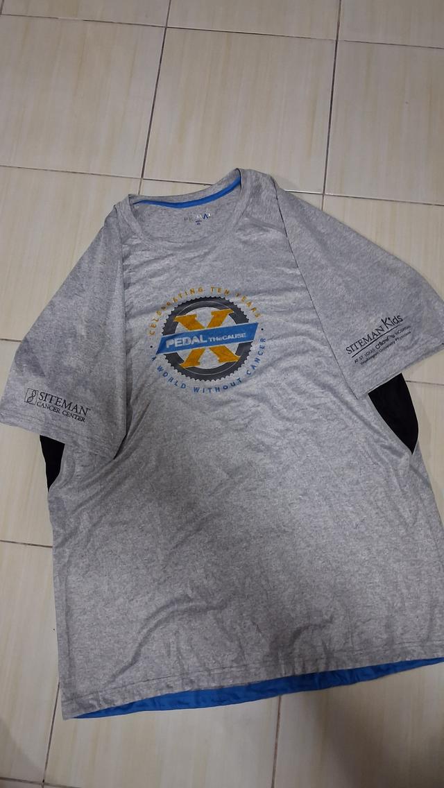 เสื้อยืดวินเทจมือสอง สีเทา PEDAL THE CAUSE A World Without Cancer PRIMAL Men's Performance Shirt XL มือสองสภาพดี ลายสกรีนสวยสไตล์Sport ทรงสวย รูปย่อยที่ 3