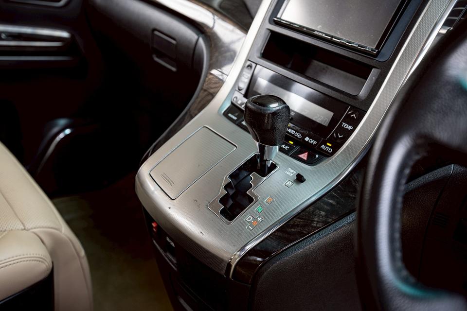Toyota Vellfire 2.4 ZG Edition ท๊อปสุด เบาะมิกกี้เม้า ปี 2014 สีขาว  18