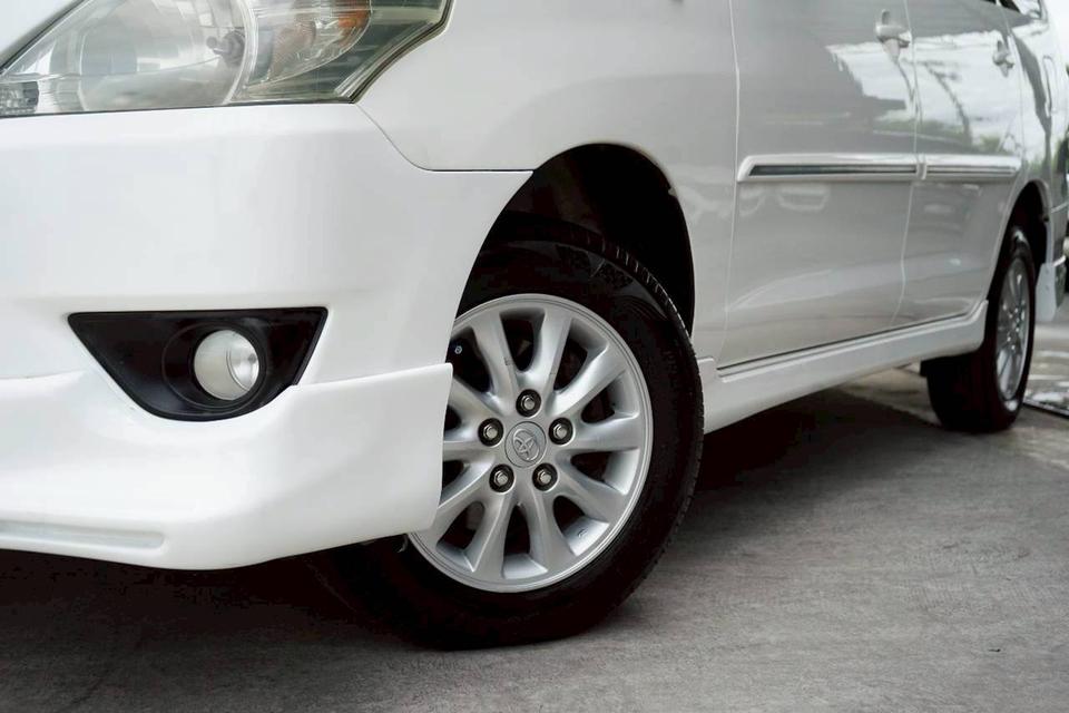 2012 TOYOTA INNOVA 2.0G 8