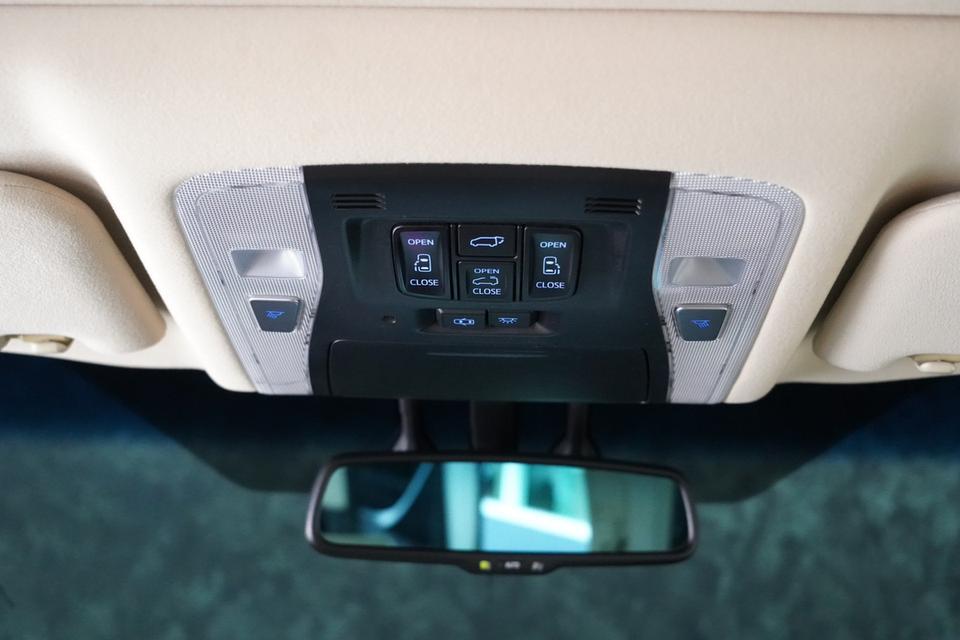 รหัสรถ JRS1758 TOYOTA VELLFIRE hybrid 2016 18