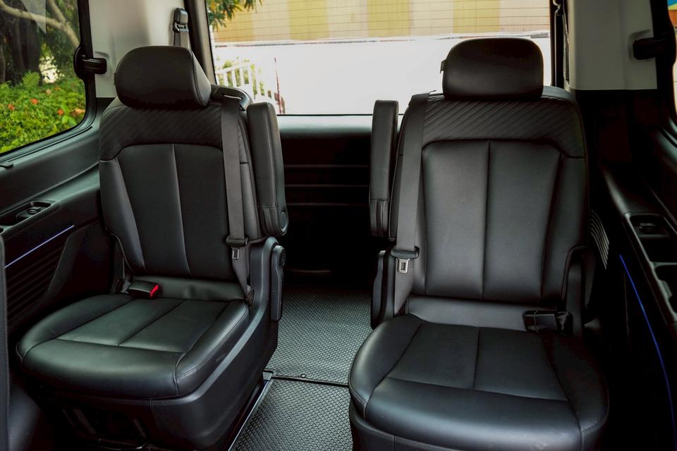 รหัสรถ CBL6435 HYUNDAI STARIA 2.2 Premium with Sunroof AT 2023 18