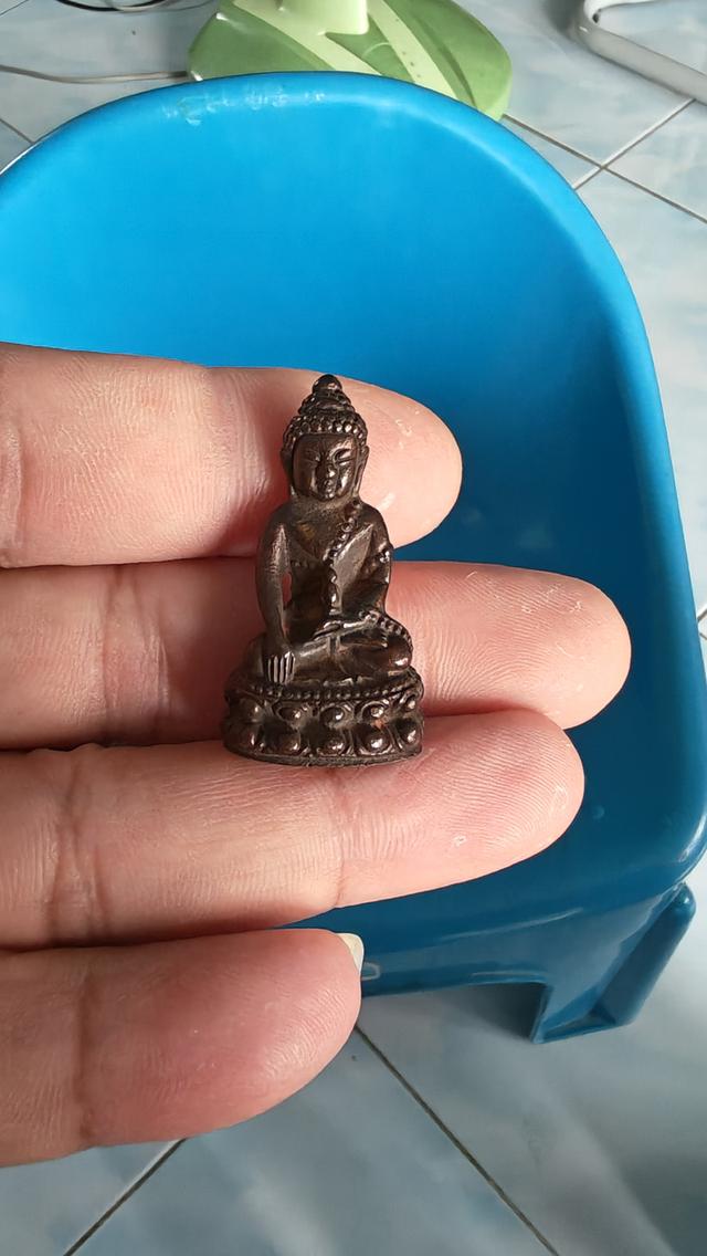 พระกริ่งเก่า สวยๆไม่ทราบที่