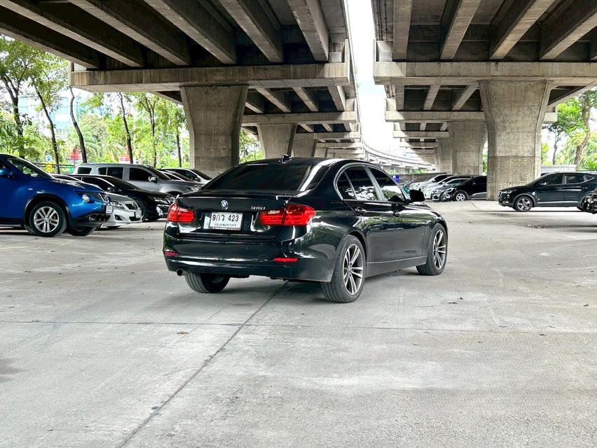 ขายรถ BMW 316i F30 ปี 2014 สีดำ เกียร์ออโต้