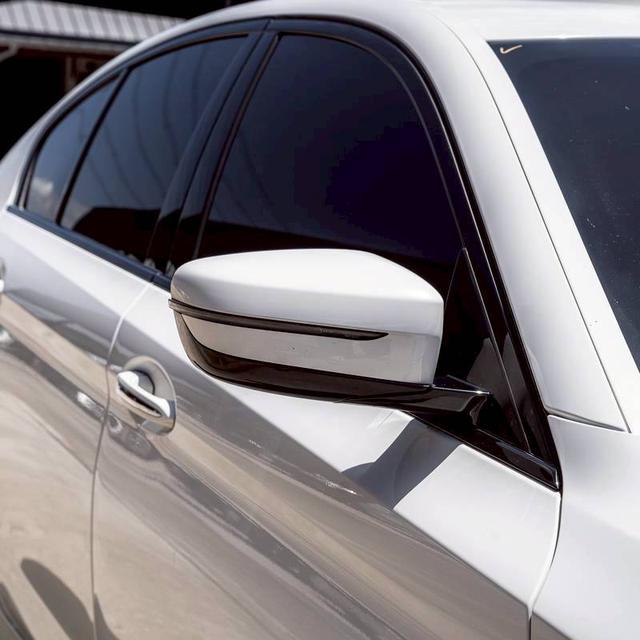 รหัสรถ 67GG4292 BMW 520d Sport (โฉม G30) 2018 รูปที่ 7