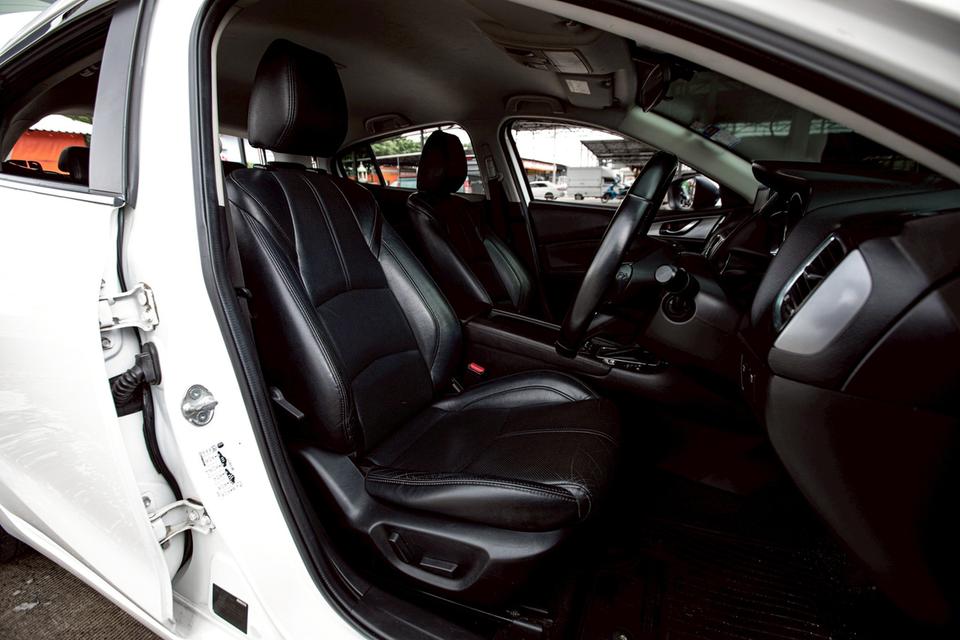 Mazda3 Skyactiv 2.0S ปี19 16