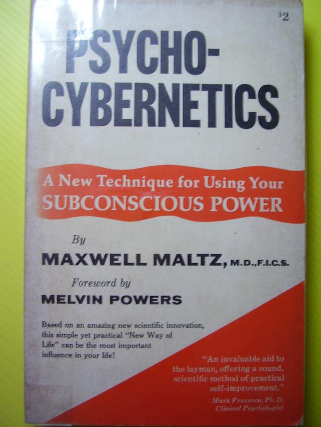 หนังสือภาษาอังกฤษเรื่องเทคนิคพัฒนาตนเองเพื่อผูกมิตรและคิดสร้างสรรค์