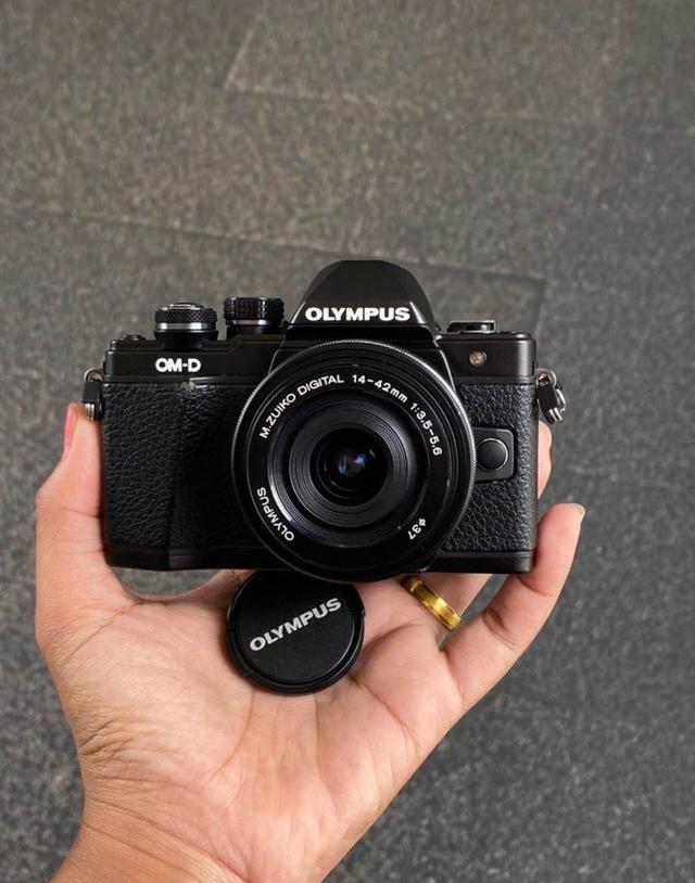 OLYMPUS EM10 ii 2