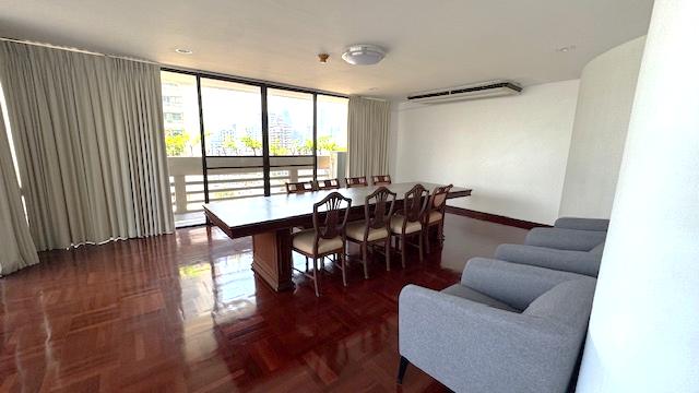 ขายคอนโดหรู City Lake Condominium สุขุมวิท 16 12