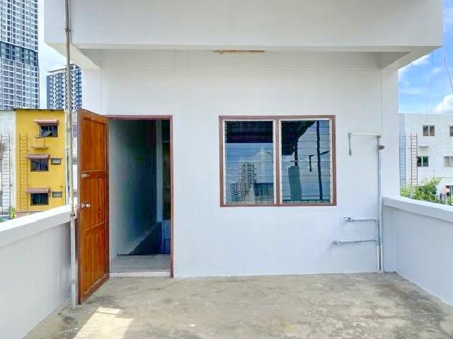 ตลาดถนนคนเดิน 1 กม. เกาะลอย โรบินสัน ศรีราชา 1 กม.ให้เช่าบ้านทาวน์โฮม 3 ชั้น พร้อมดาดฟ้า 19ตร.วา. 219ตร.ม 6