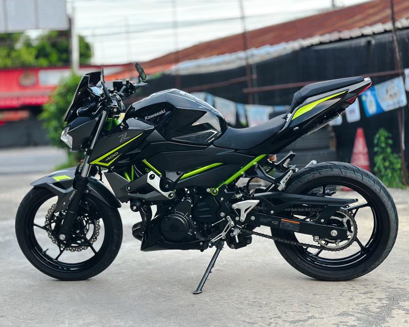 Kawasaki Z 400 SE 4