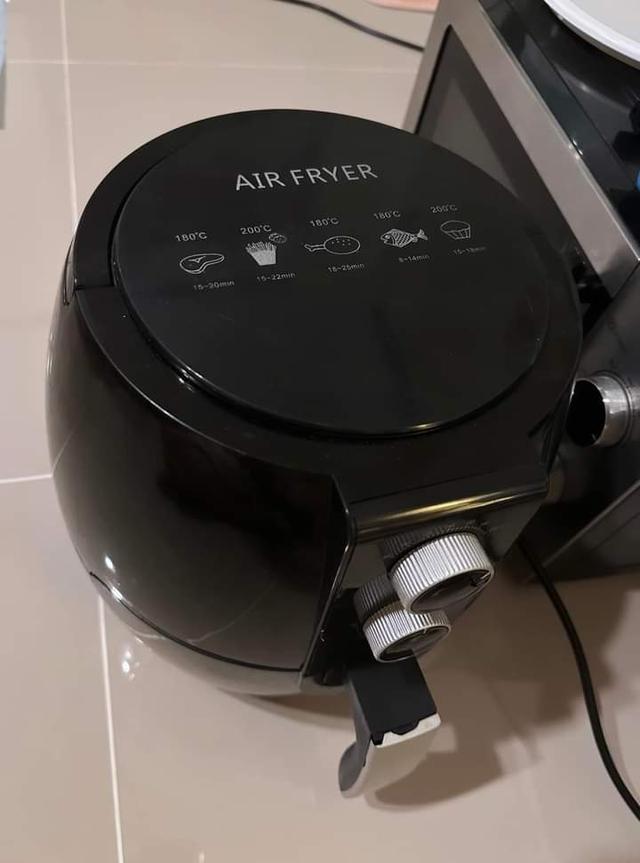 หม้อทอดไร้น้ำมัน Air Fryer 2