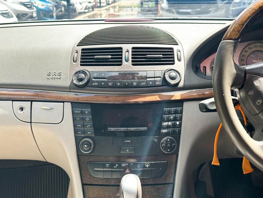 ขายรถ Benz E240 2.6 W211 Avantgarde Sedan ปี 2003 สีเทา เกียร์ออโต้ รูปที่ 15