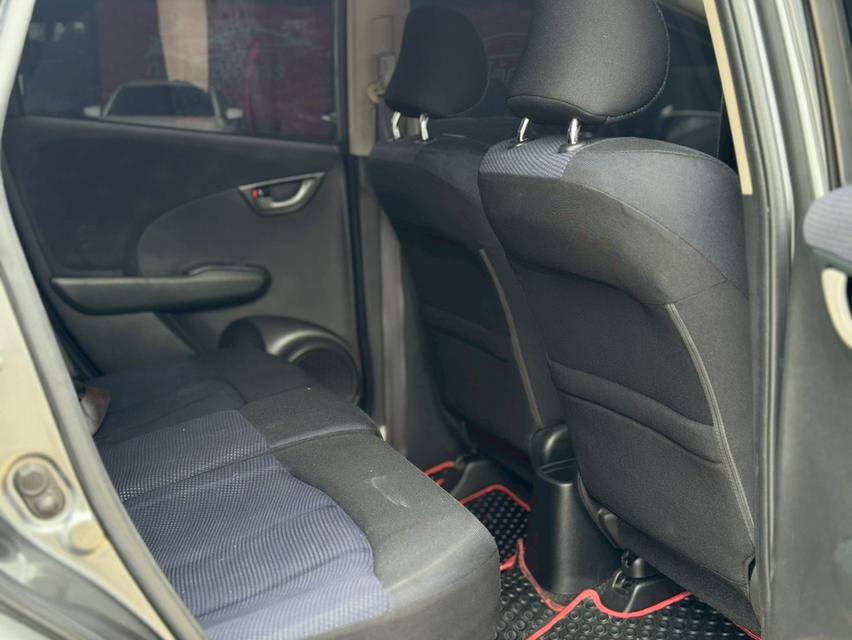 Honda Jazz GE 1.5V 2012  13