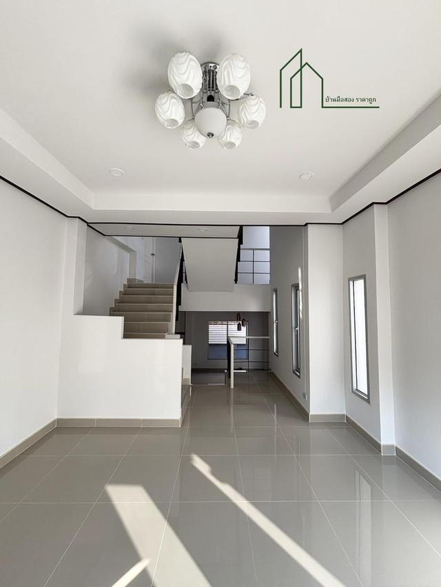 บ้านแฝด 2 ชั้น ม.กราฟฟิคเพลส ถนนเทพารักษ์ กม.22 พร้อมอยู่ 7