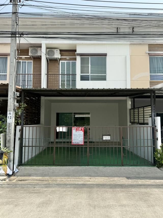    ให้เช่าทาวน์โฮม 2 ชั้น  ทำเลดี เดินทางสะดวก   1