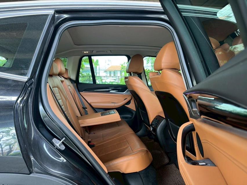 🚗 BMW X3 2.0 xDrive20d xLine 4WD (G01) AT ปี 2018 รูปที่ 16