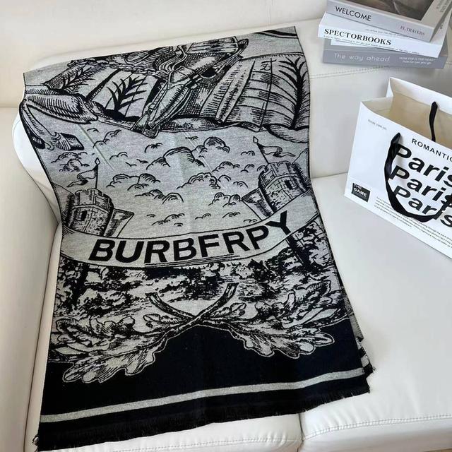 ผ้าพันคอBlurberry