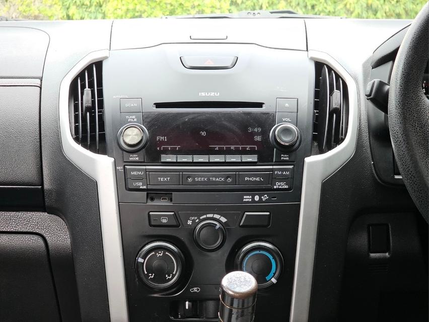 Isuzu  19