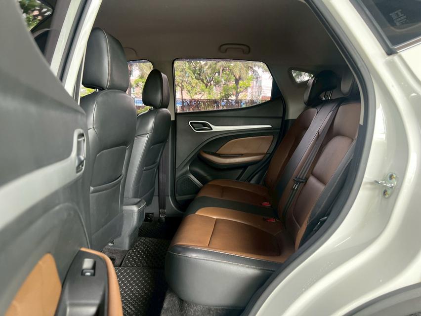 ขายรถ MG ZS 1.5D ปี 2018 สีขาว เกียร์ออโต้ 12