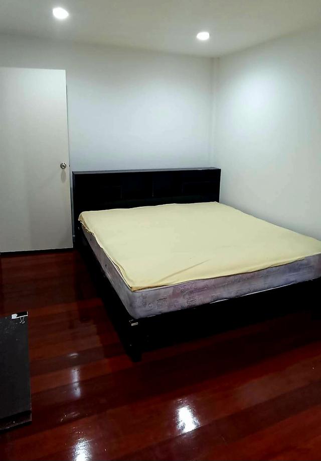 . โฮมออฟฟิศลาดพร้าวติดบีทีเอสให้เช่า 33,000 2