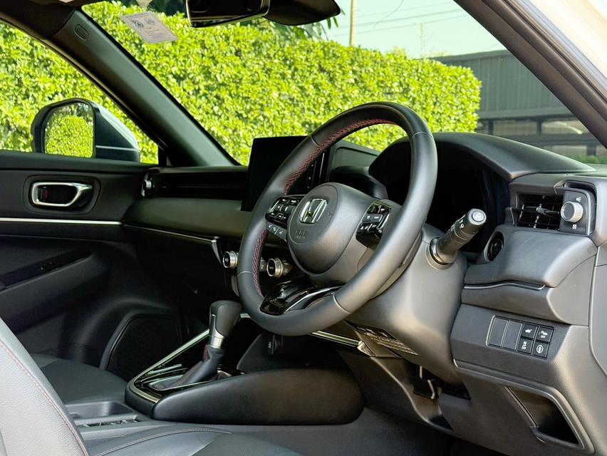 2023 HONDA HRV eHEV RS รถมือเดียว สภาพป้ายแดง วิ่งน้อยเพียง 40,000 กม รถไม่เคยมีอุบัติเหตุครับ รูปที่ 10