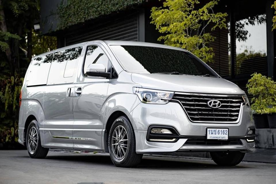 Hyundai H-1 Elite Minorchange ปี2020 รหัส PR6162