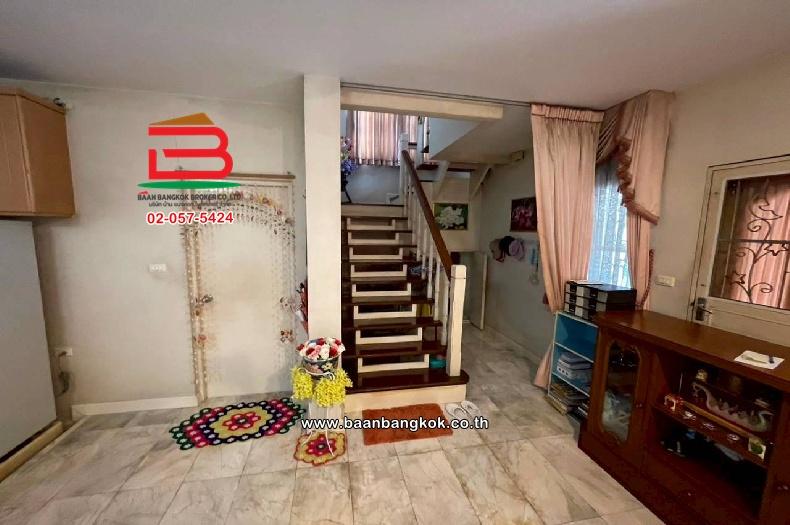 บ้านเดี่ยว หมู่บ้าน นันทวัน วงแหวน-รัตนาธิเบศร์ เนื้อที่ 66 ตรว.ใกล้เซ็นทรัล เวสต์เกต ถนนกาญจนาภิเษก ตำบลเสาธงหิน อำเภอบางใหญ่ จังหวัดนนทบุรี