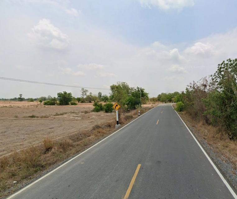 ขายที่ดิน เนื้อที่ 156 ไร่ 3 งาน 26 ตร.ว. ใกล้สถานีอนามัยบ้านห้วยม้าลอย 6