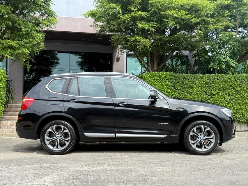 2017 BMW X3 20D XDRIVE LCI รถออกศูนย์ BMW THAILAND รถวิ่งน้อย เข้าศูนย์ตามระยะ รถไม่เคยมีอุบัติเหตุครับ