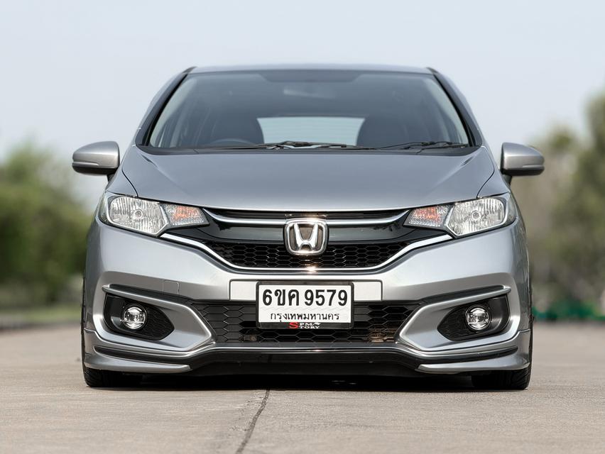 Honda Jazz GK V 2019 AT รูปที่ 2