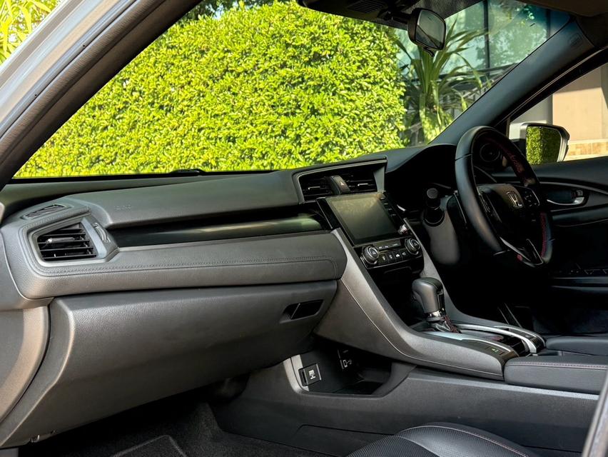 2022 HONDA CIVIC FK 1.5 TURBO RS รถมือเดียว 60,000 กม สภาพป้ายแดง ประวัติศูนย์ครบ  รถไม่เคยมีอุบัติเหตุครับ 12