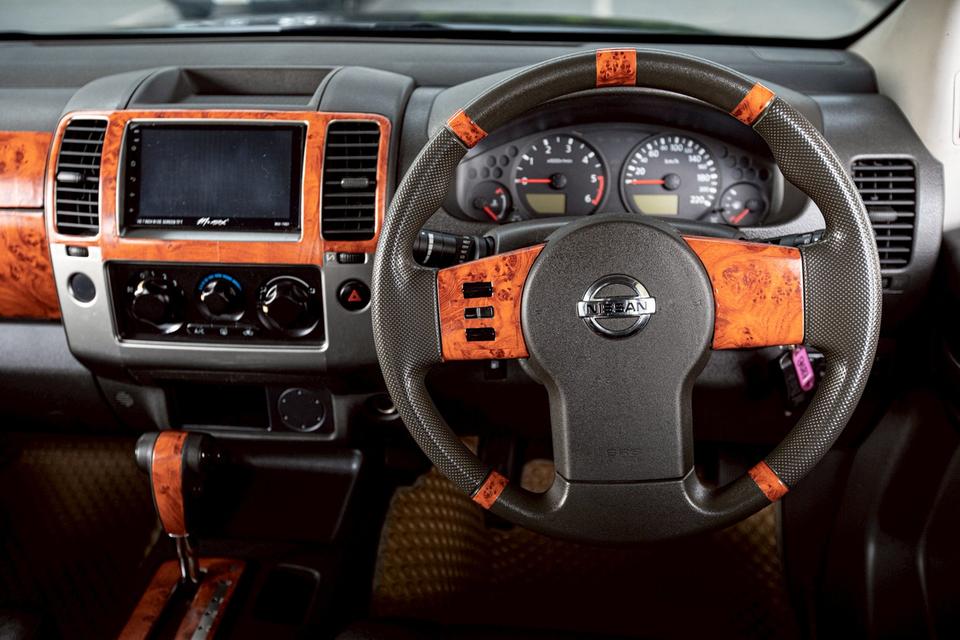 Nissan Navara Double 2.5di LE เกียร์ออโต้ ปี 2012 สีดำ  15
