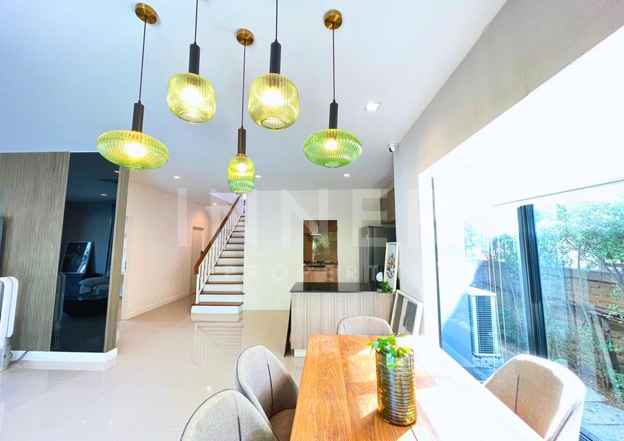 บ้านหลังมุม 4 ห้องนอน ใกล้ Mega Bangna และ สนามบิน !!! 🏡🌳(For Rent/ให้เช่า) Burasiri Wongwaen-Onnut 💵72,000 THB บุราสิริ วงแหวน-อ่อนนุช 8