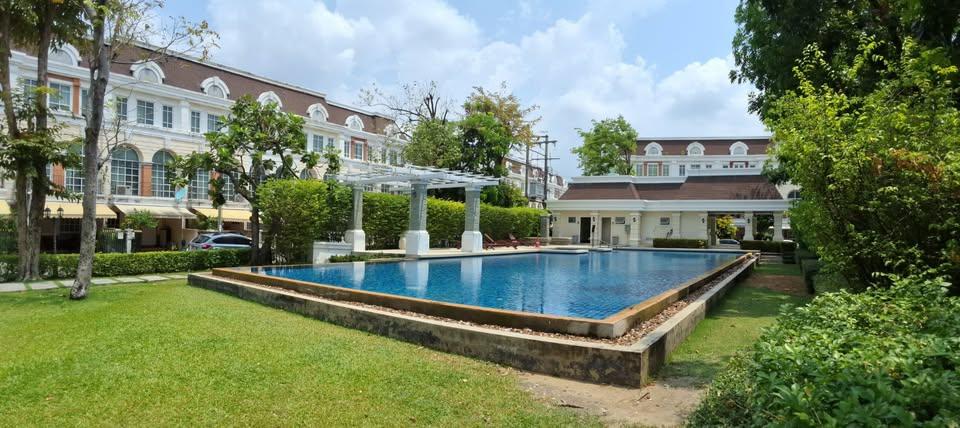 เช่าทาวน์โฮม 3 ชั้น โครงการ พลัส ซิตี้ พาร์ค นวลจันทร์ 32 9