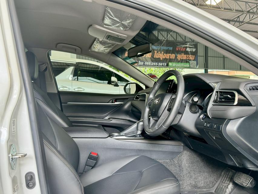 2023 Toyota Camry 2.5 sport เบนซิน ไมล์ 10,000 km.  7