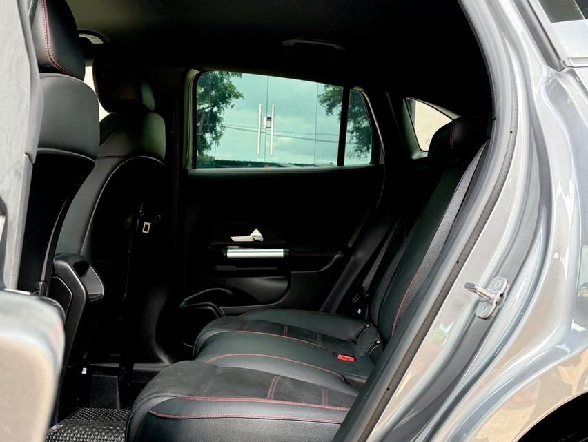2024 BENZ GLA 200 AMG รถมือเดียวออกป้ายแดง เลขไมล์ 16,000 กม สภาพป้ายแดง รถไม่เคยมีอุบัติเหตุครับ 15