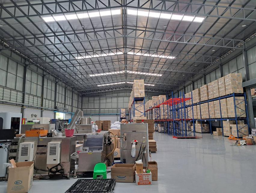 ขายโรงงานสมุทรสาครมือหนึ่ง 3-6 ไร่ 2800 ตรม. ขอใบรง.4 ได้ ใกล้วัดพันธุวงษ์ ซ.สีวาพาสวัสดิ์-พันธุวงษ์ ถนนเศรษฐกิจ 11