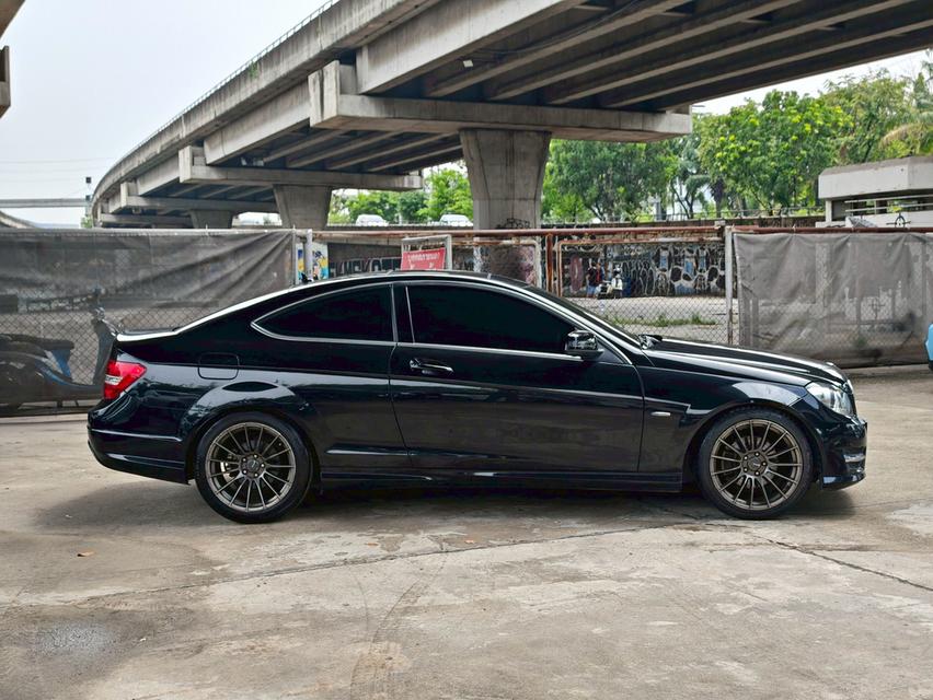ขายรถ Benz C180 CGI W204 COUPE ปี 2013 สีดำ เกียร์ออโต้ 8