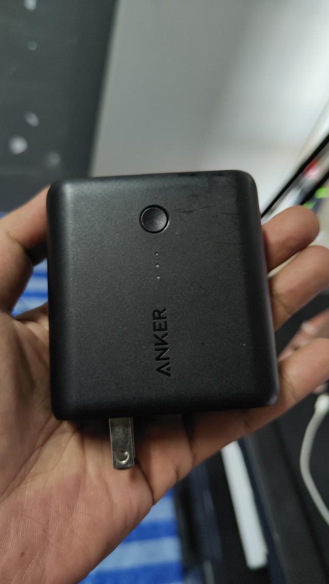 power bank Anker 2in1 สภาพดี