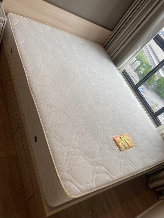 Episode condo พหล-สะพานใหม่ 19