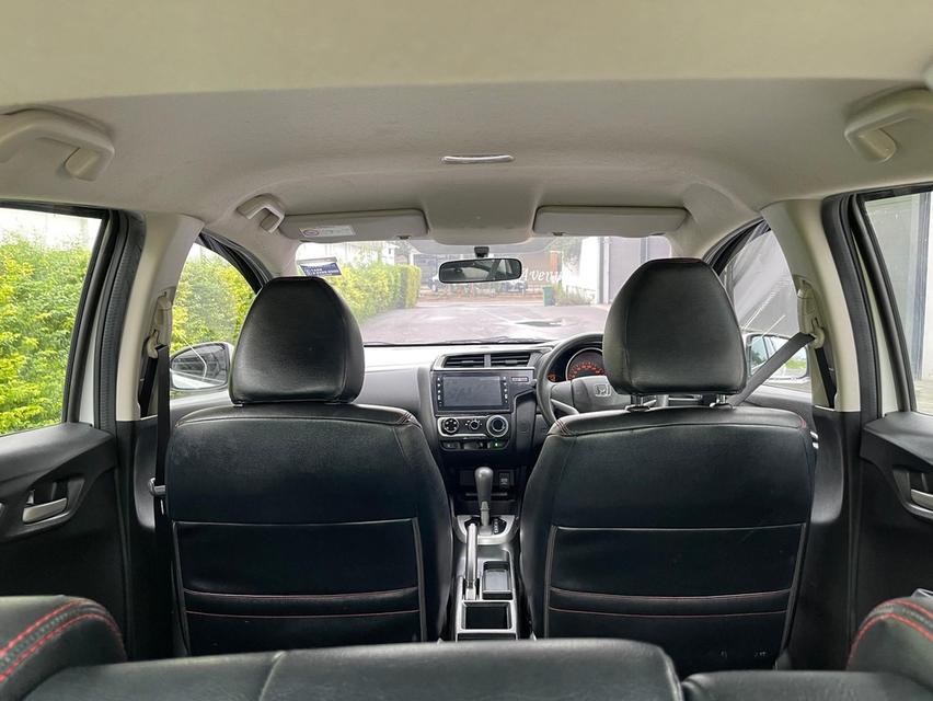 Honda Jazz GK 1.5 S  MNC  ปี 2018 สีขาว เลขไมล์ 48,xxx km. 8