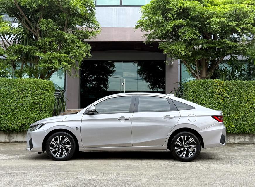 2023 TOYOTA YARIS ATIVE 1.2 SMART รถมือเดียว 23,000 กม สภาพป้ายแดง รถไม่เคยมีอุบัติเหตุครับ