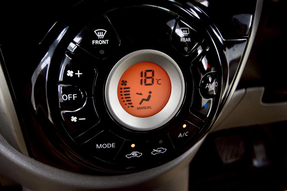 NISSAN MARCH 1.2 VL 2014  12