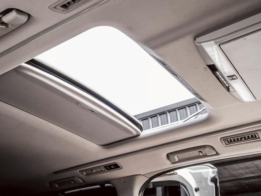 รหัสรถ 67GG8359 🚐✨ Toyota Vellfire ZG Edition ✨🚐 รูปที่ 13