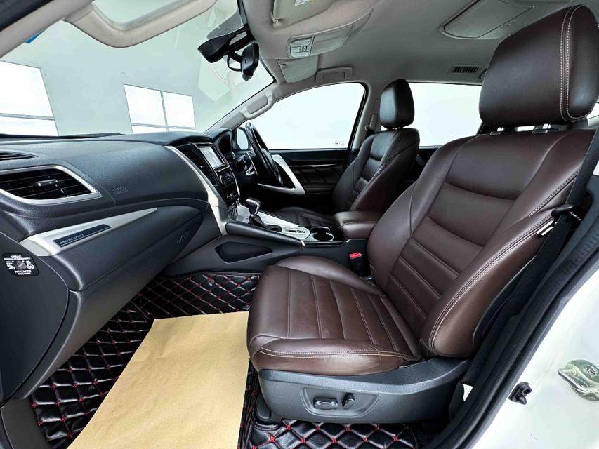 MITSUBISHI PAJERO 2.4 GT Premium Elite Editon 2WD เกียร์ AT ปี 2019 สีขาวเลข​ไมล์ 146,258   กมราคา 659,000 บาทโทร 0929699899 6B718 รูปที่ 14