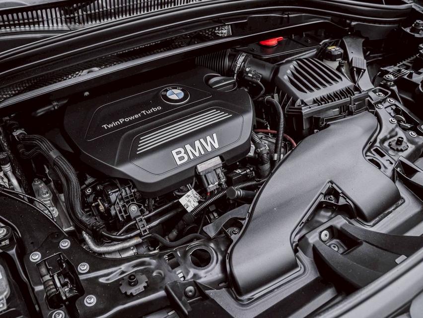 รหัสรถ 67GG3203 BMW X1 2.0 SDRIVE 1.8D Msport ( F48 ) ปี 2017 17
