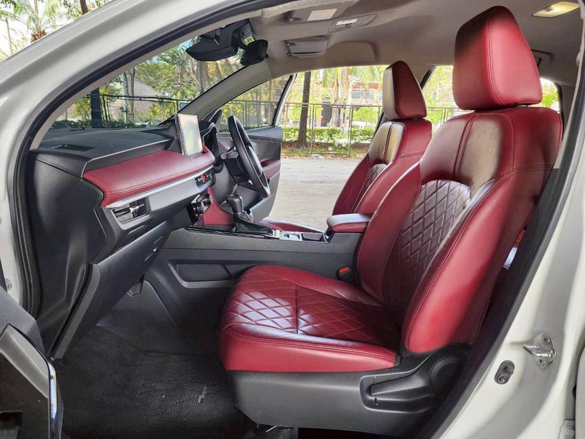 Toyota YARIS ATIV 1.2 Premium Luxury AT ปี 2023 รูปที่ 16